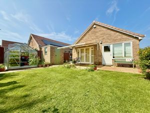 Photo 1- click for photo gallery